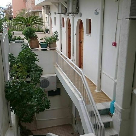 Lovely Holidays Hotel Limenas Chersonisou Exterior foto