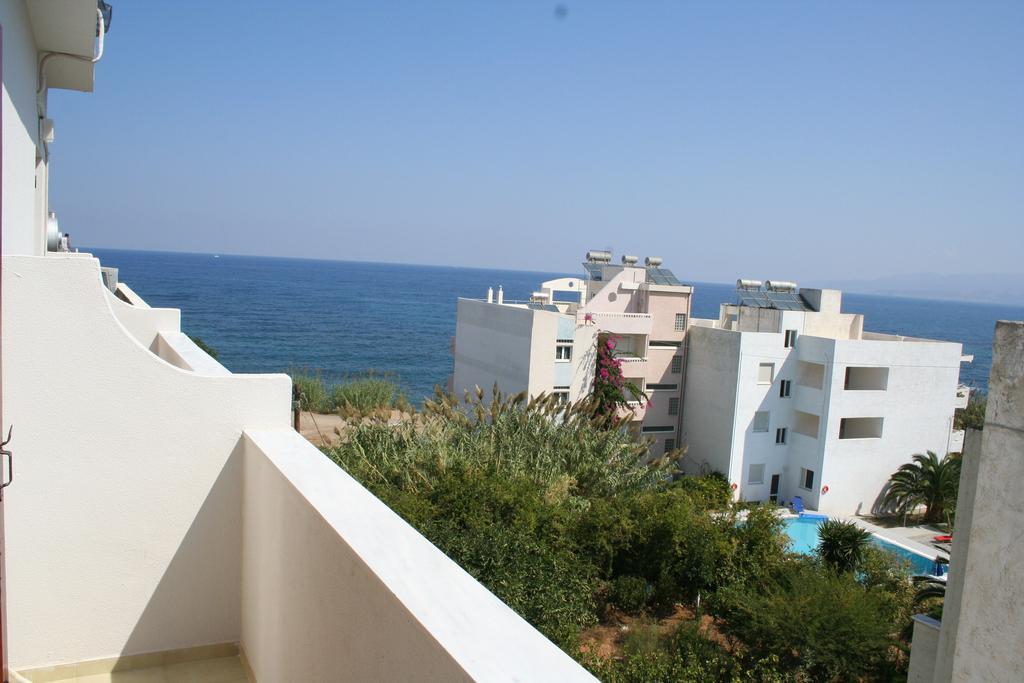 Lovely Holidays Hotel Limenas Chersonisou Exterior foto